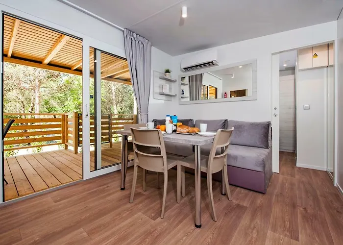 Campsite Lanterna Mobile Homes Mediteran Kamp 포레치